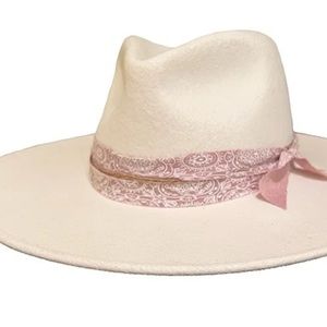 1LEFT RARE Hat pink Cream banded wool rancher